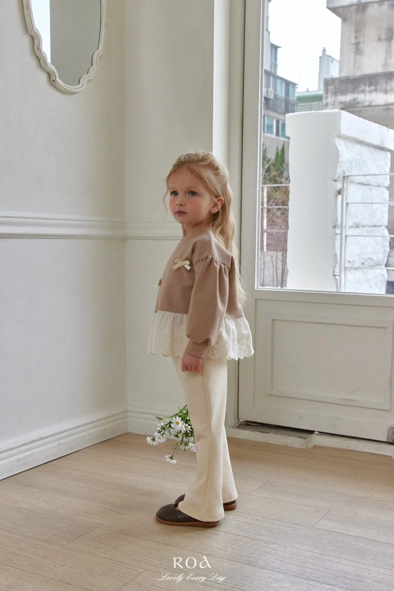 韓國童裝 26春 |   RO22 Lace Flare Pants (80~120cm)