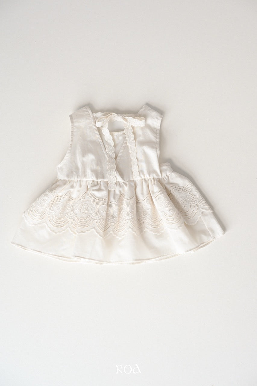 韓國童裝 26夏| RO07 Rose Embroidery Blouse (90-120cm)