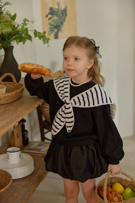 韓國童裝 26春 | BB26102 黑白條紋水手領上衣 | 花苞裙