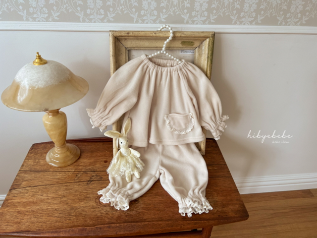 現貨▷ 韓國童裝 秋冬| Hibyebebe LACE COMFY SET (110) - FLO | FLOWERKKOCH 