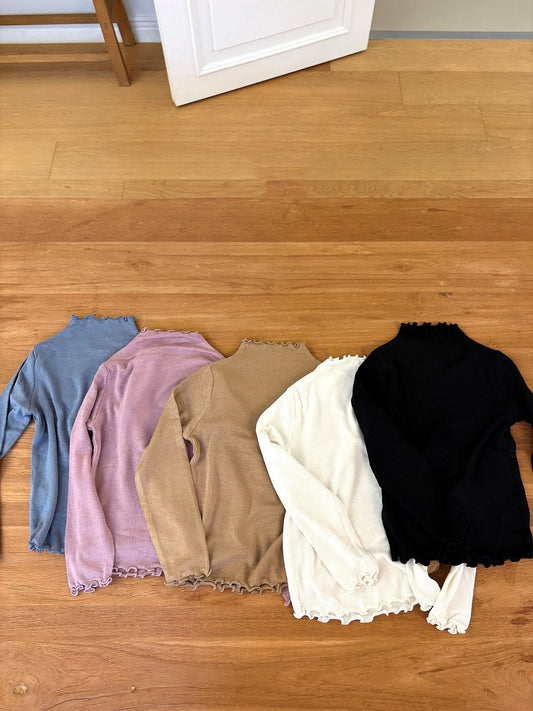 韓國童裝 26秋| OH18 氣質木耳邊高領打底衫 Ribbed Mock Neck Tee 上衣
