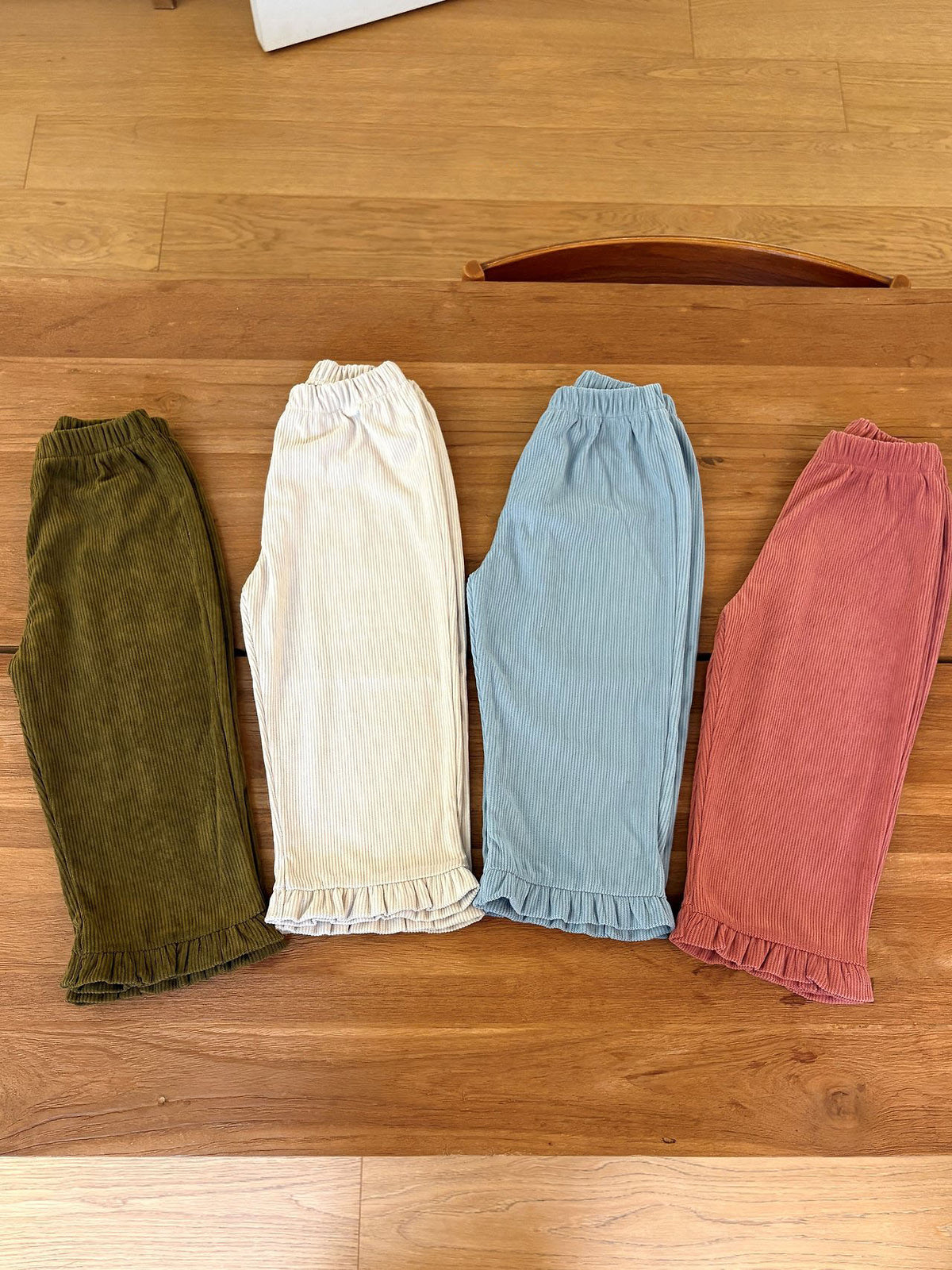 韓國童裝 26秋| OH22 Soft Ribbed Frill Pants 長褲