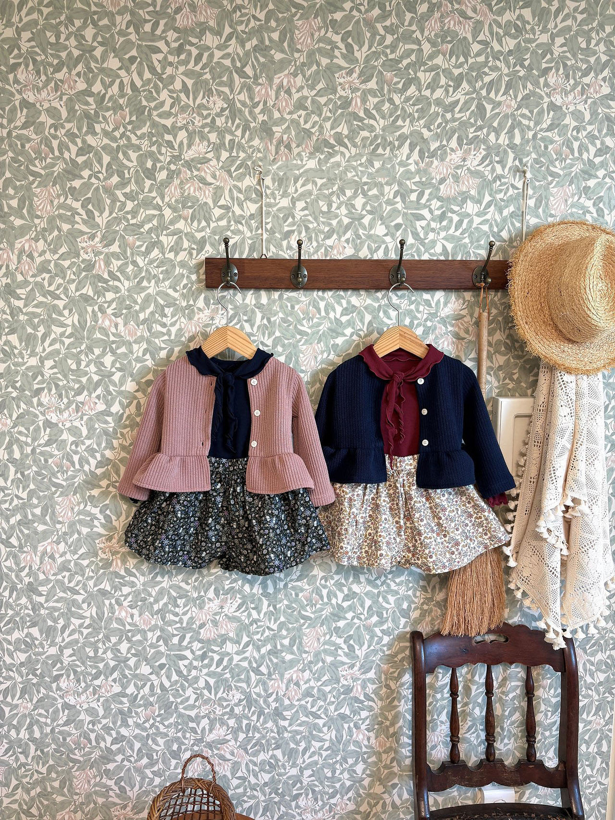 韓國童裝 26秋| OH09 Embo Frill Cardigan 外套