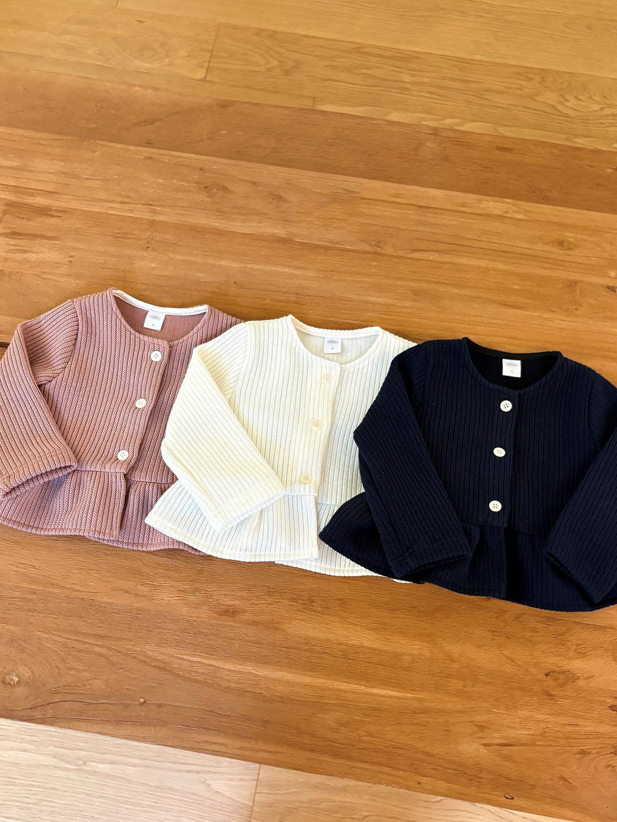 韓國童裝 26秋| OH09 Embo Frill Cardigan 外套