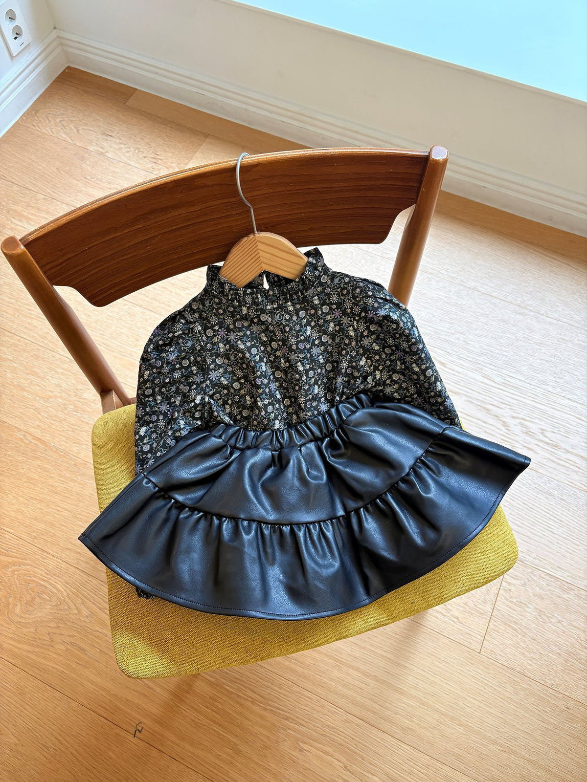 韓國童裝 26秋| OH10 Leather Shirring Skirt 半身裙