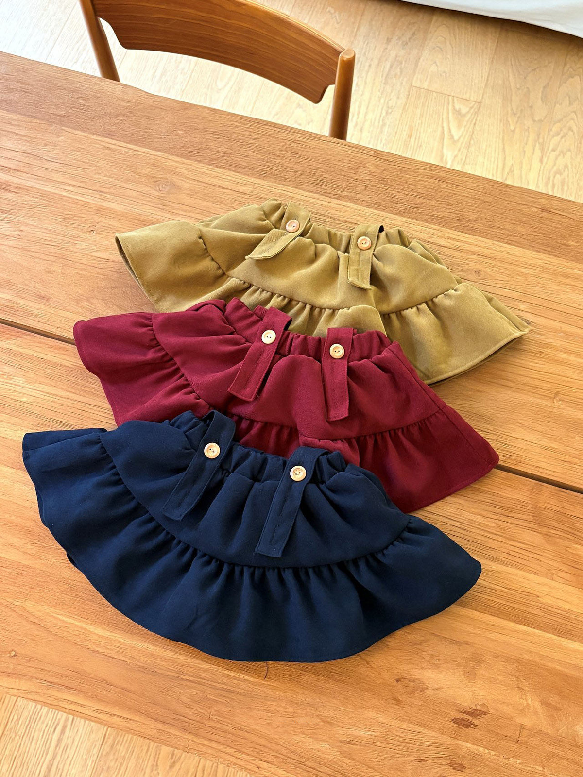 韓國童裝 26秋| OH02 雙層荷葉邊復古燈芯絨吊帶裙 Frill Shirring Skirt Pants 裙子