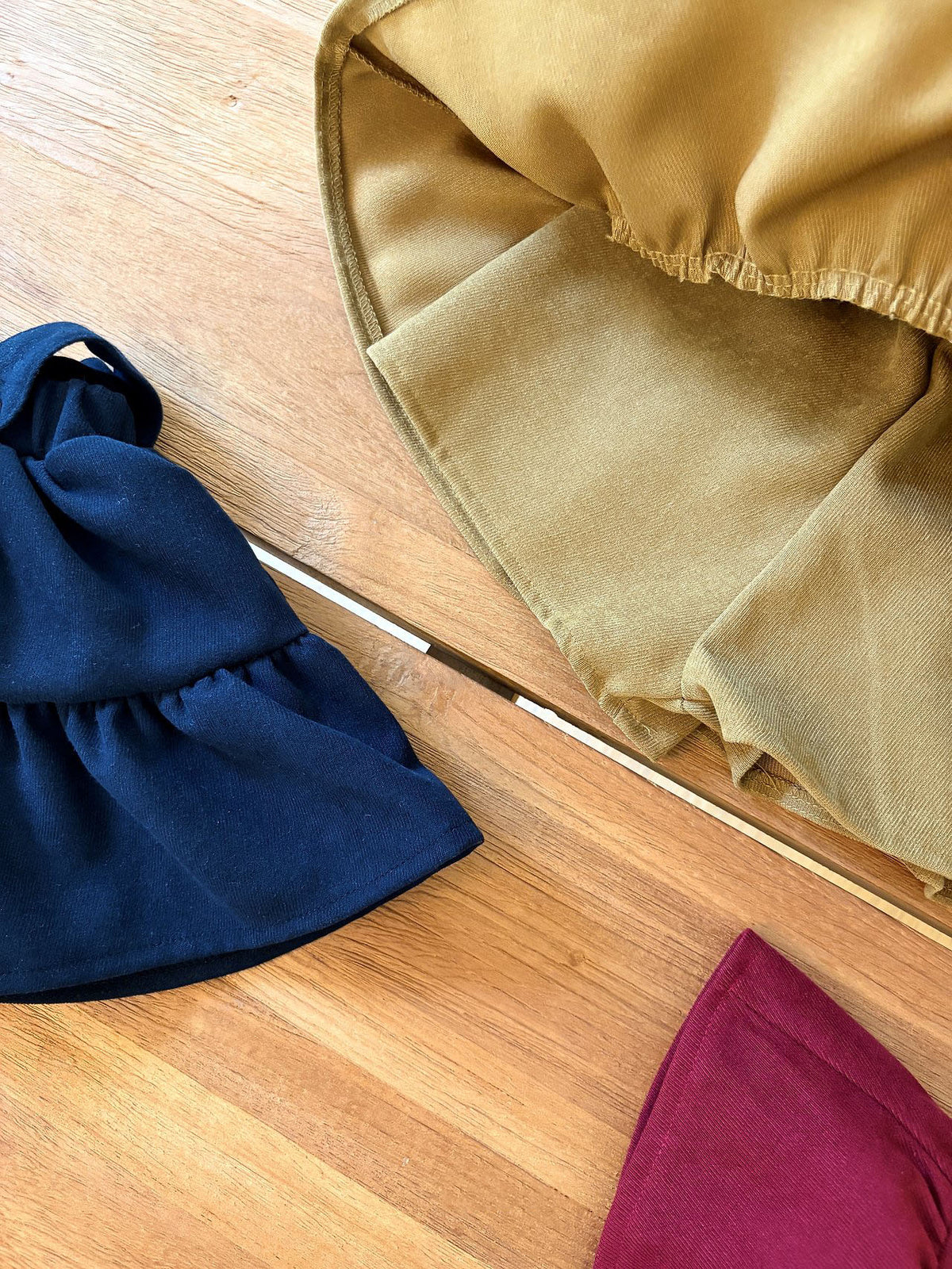 韓國童裝 26秋| OH02 雙層荷葉邊復古燈芯絨吊帶裙 Frill Shirring Skirt Pants 裙子