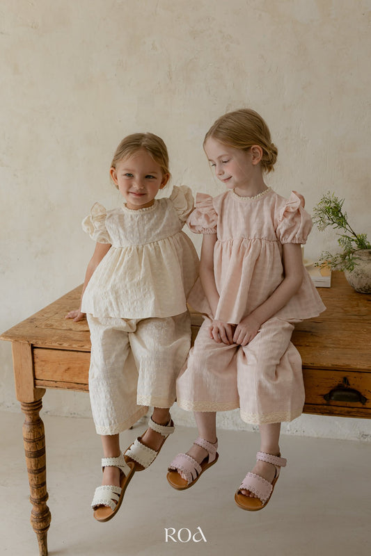 韓國童裝 25夏 | RO25201 Bell Kids Top and Bottom Set