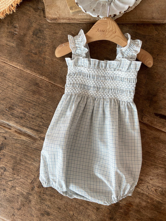 韓國童裝 26夏| AN06  Blue Check Ruffled Smocked Baby Suit