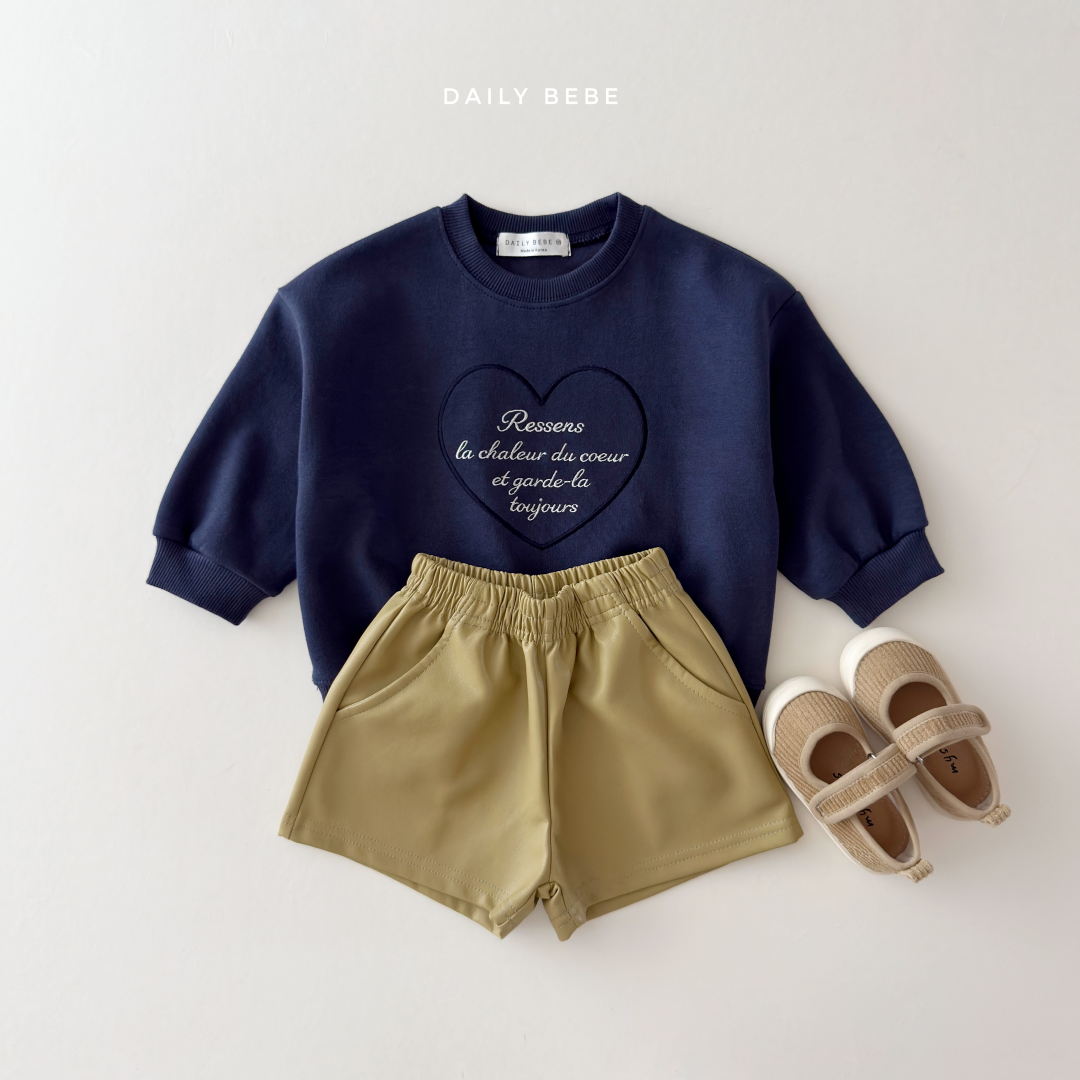 韓國童裝 26秋| DD19 Heart Embroidery Sweatshirt 衛衣