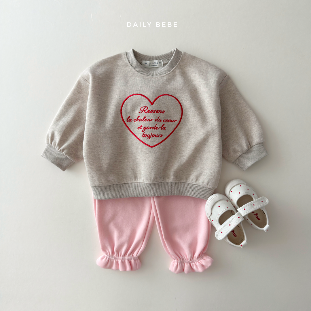 韓國童裝 26秋| DD19 Heart Embroidery Sweatshirt 衛衣