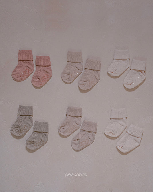 PEEKABOO 韓國正品 | PP25209 Newborn Socks Set of 3 (3對裝 有防滑)
