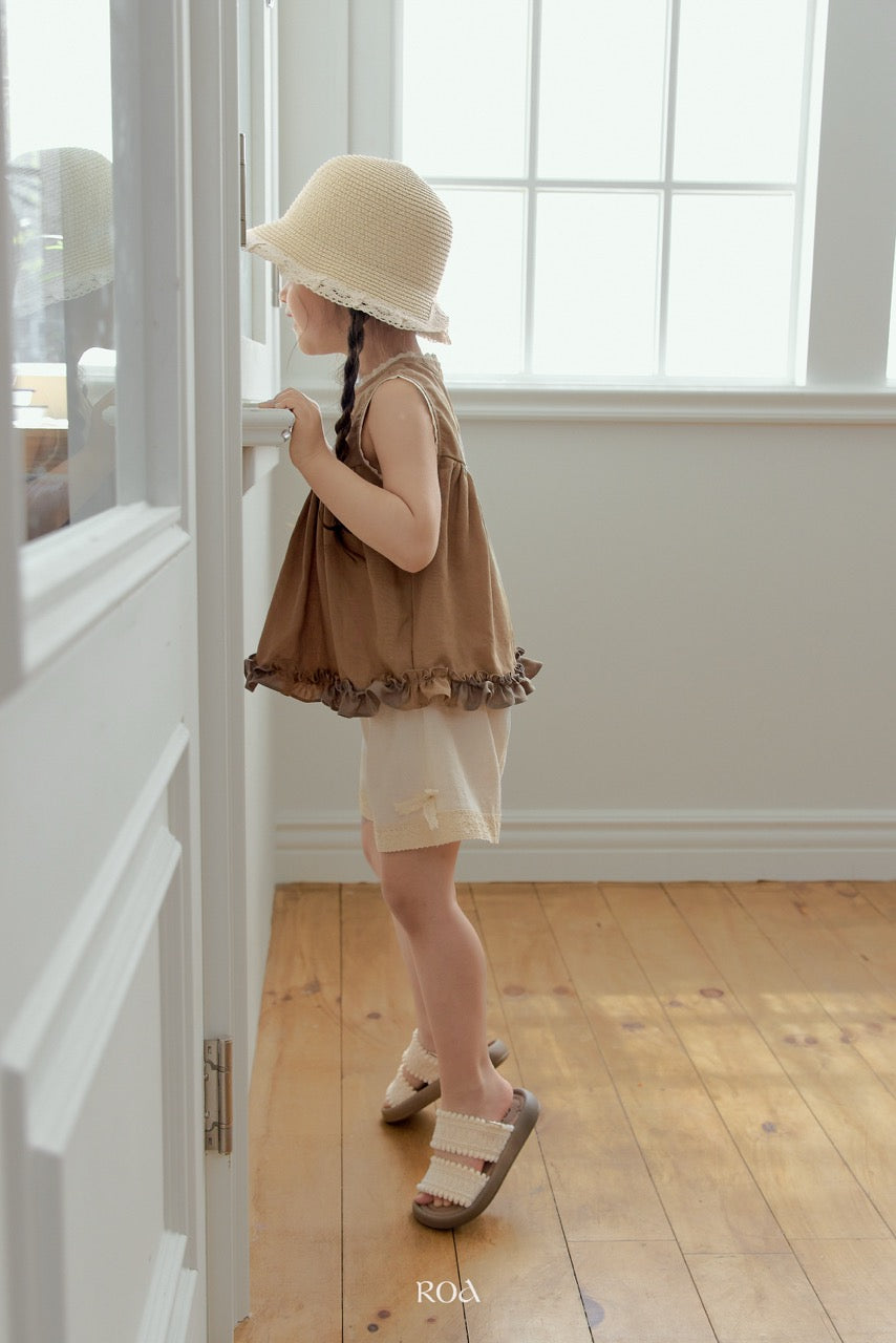 韓國童裝 26夏| RO17 Sleeveless Yoke Frill Blouse (90-120cm)
