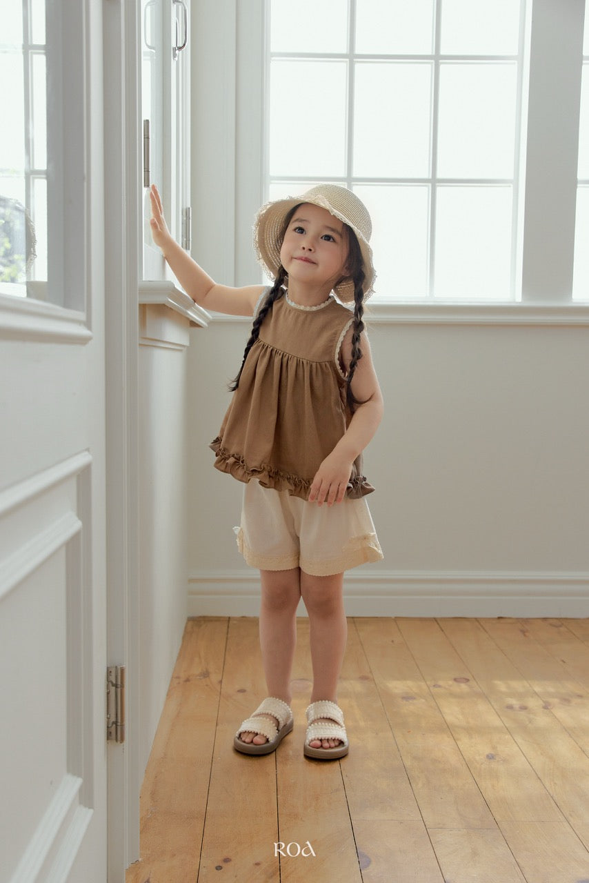 韓國童裝 26夏| RO17 Sleeveless Yoke Frill Blouse (90-120cm)