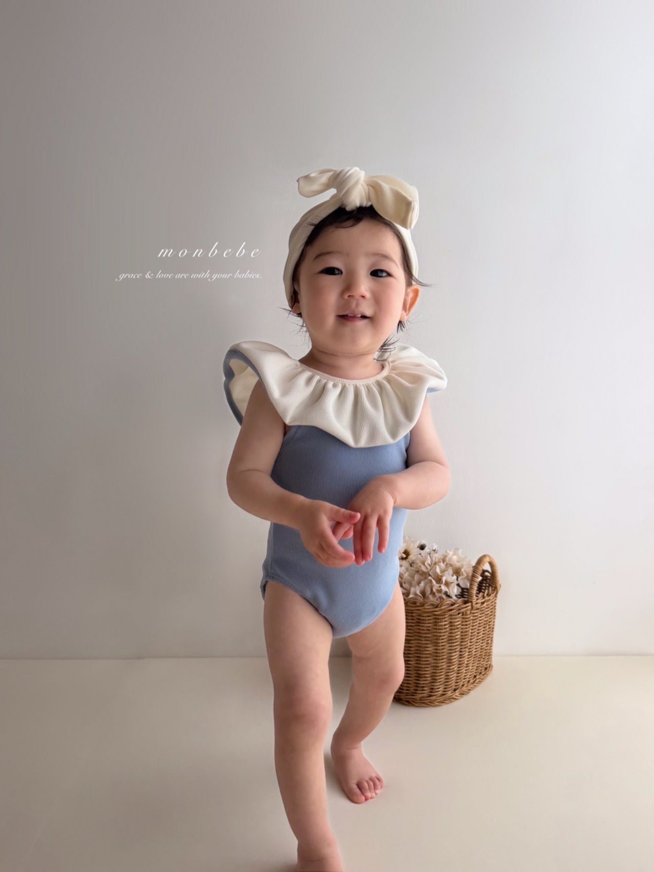 韓國童裝 Swimwear 2026新款 Monbebe 荷葉邊泳衣（泳帽套裝）