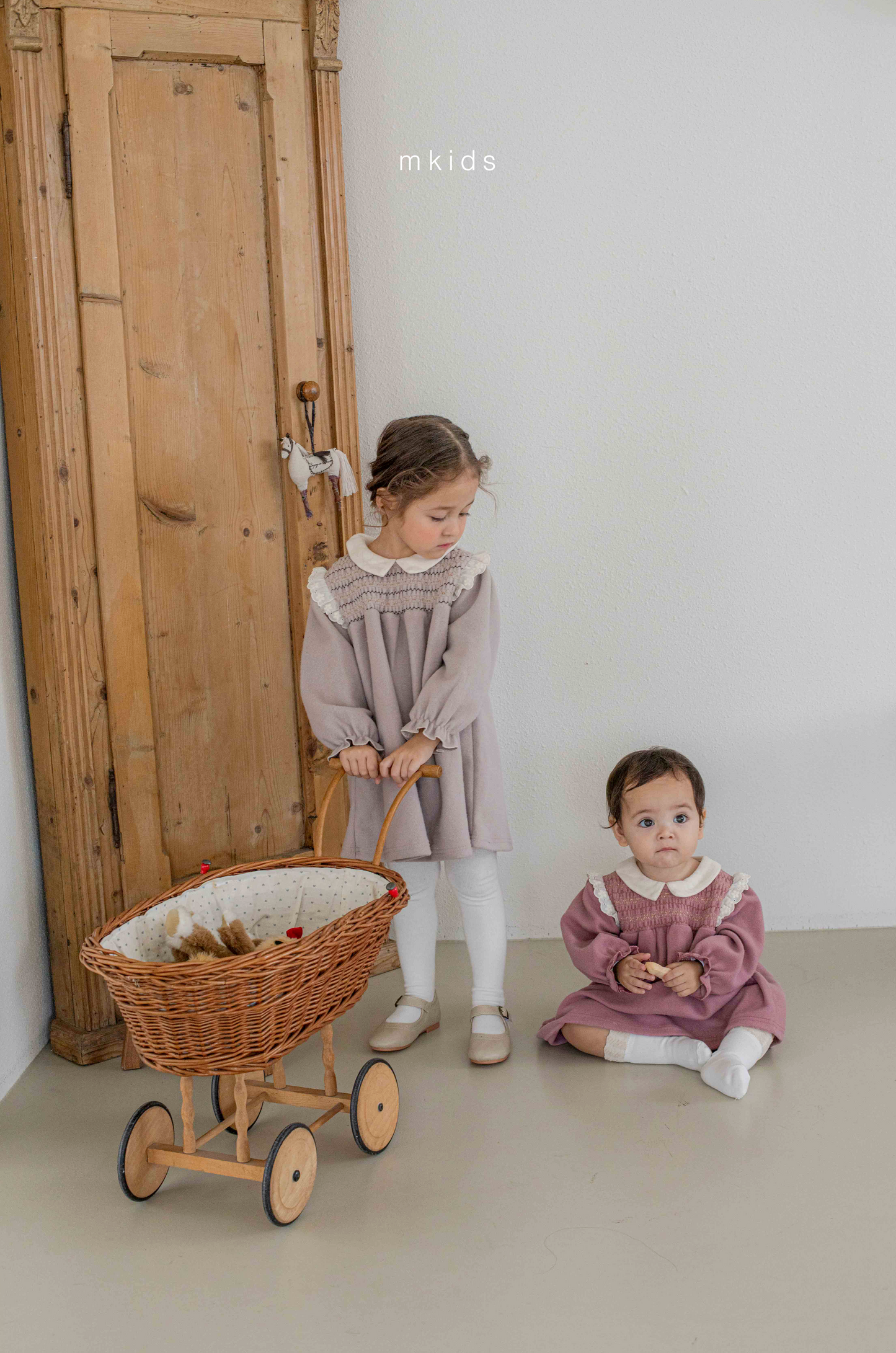 韓國童裝 25秋冬 | MD25438 Lace Embroidery Kids OPS