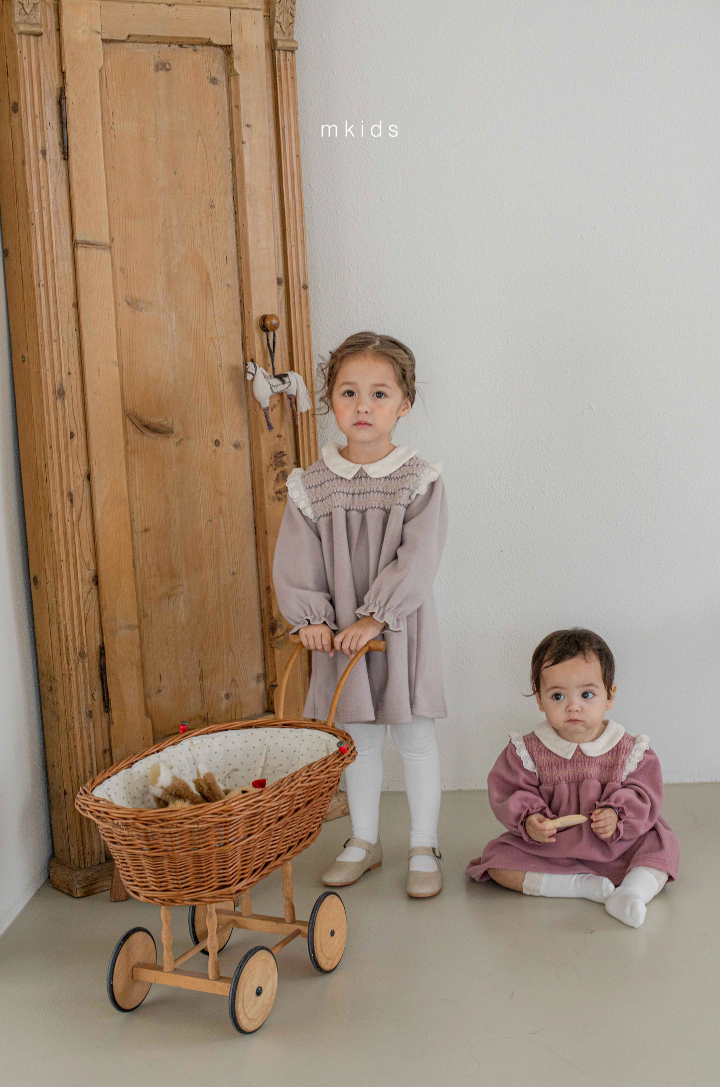 韓國童裝 25秋冬 | MD25438 Lace Embroidery Kids OPS