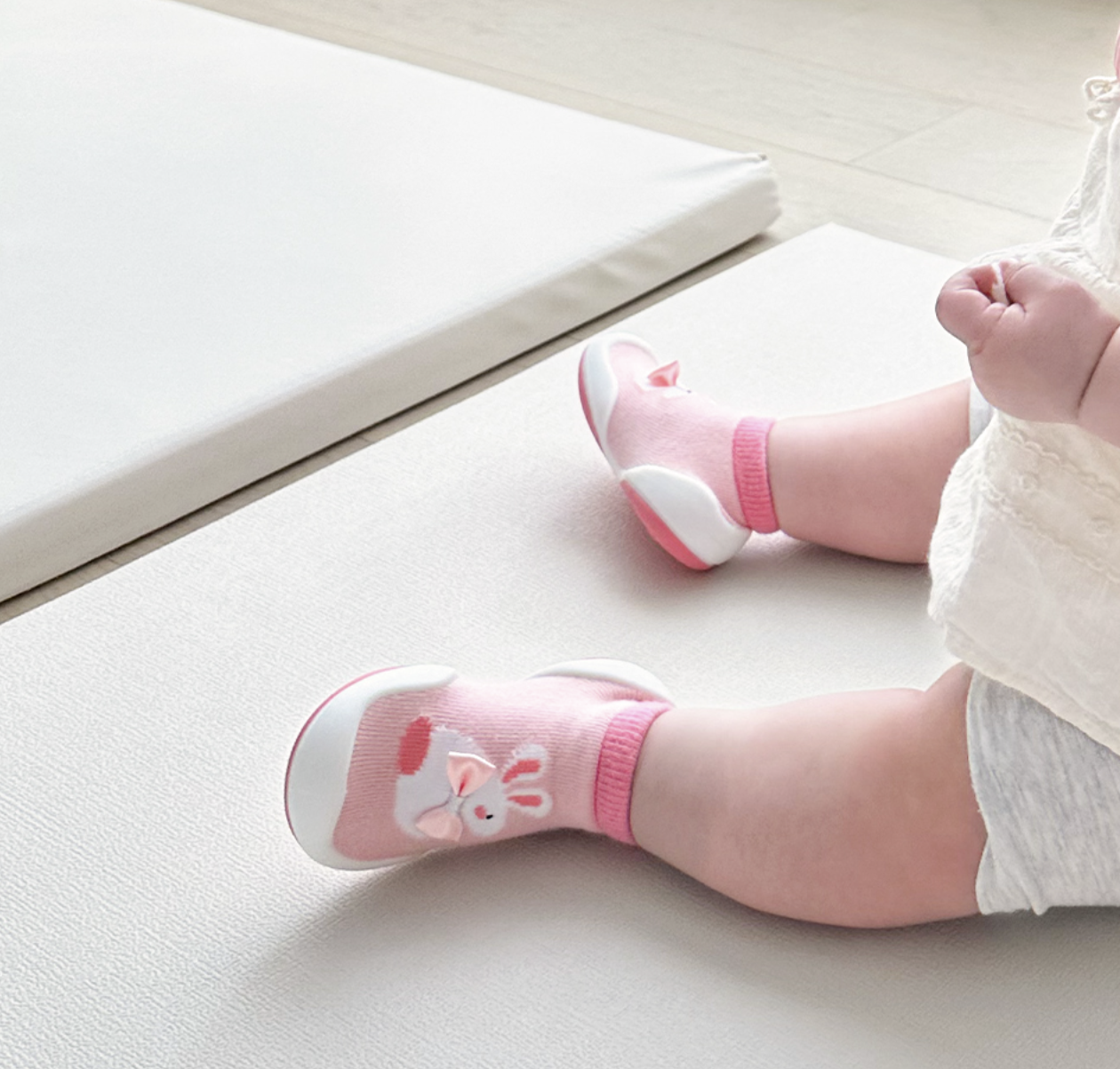韓國襪子學步鞋 baby socks shoe | 24 新款兔兔學步鞋 - FLO | FLOWERKKOCH 