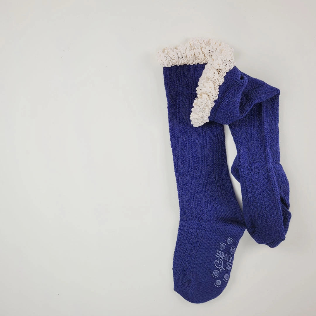 【現貨】韓國童裝 童襪 LACE PUNCHING KNEE SOCKS