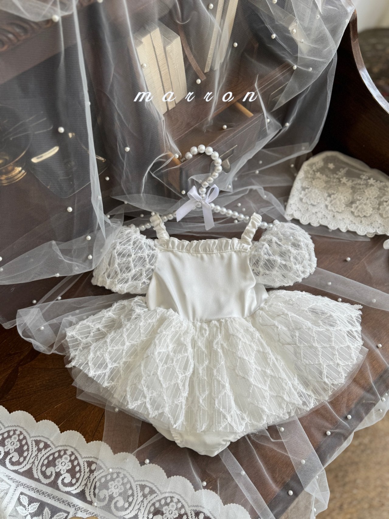 【現貨】韓國童裝 Aria Baby Suit (6m 百日之選)