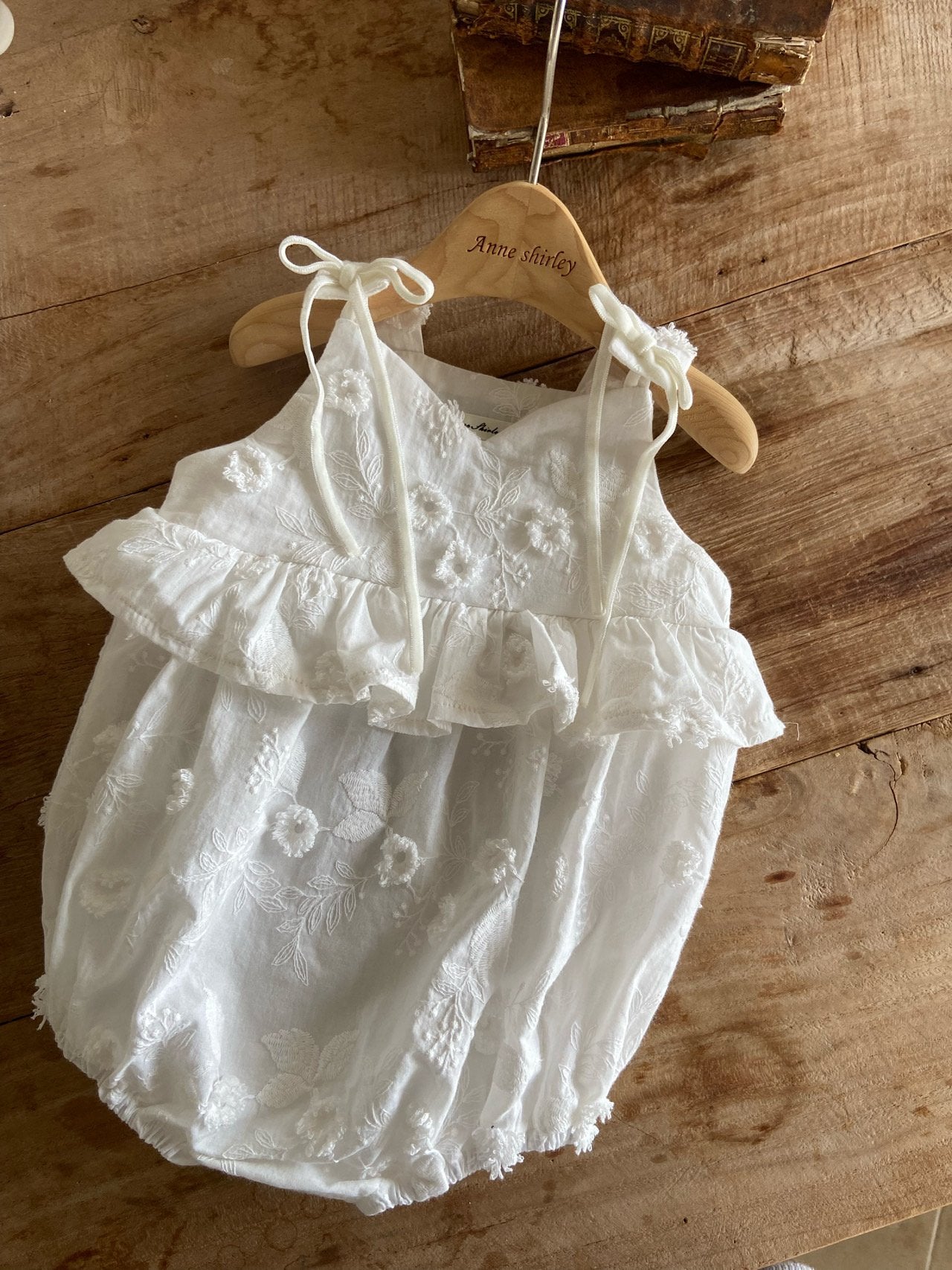 韓國童裝 26夏| AN03 Blanc Floral Ruffle Baby Suit 親子裝