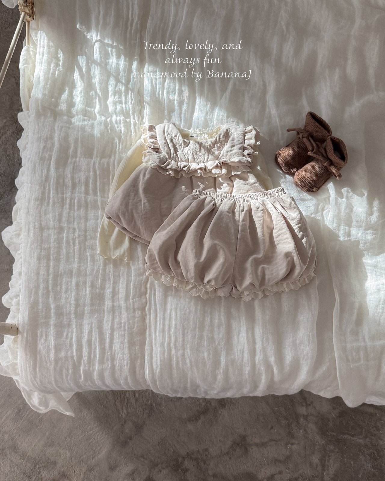 韓國童裝 25秋 | BJ25321 Baby Hug me vest