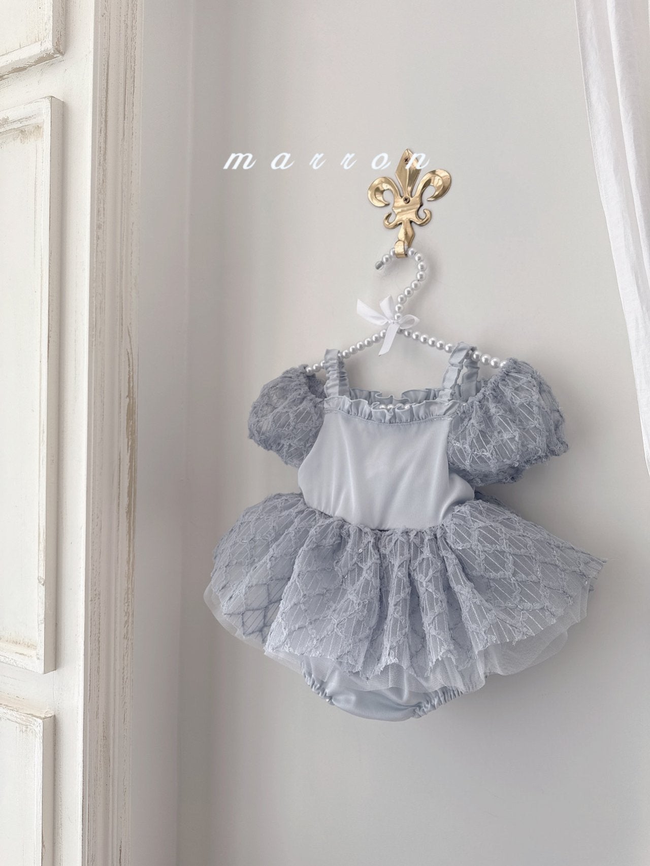 【現貨】韓國童裝 Aria Baby Suit (6m 百日之選)