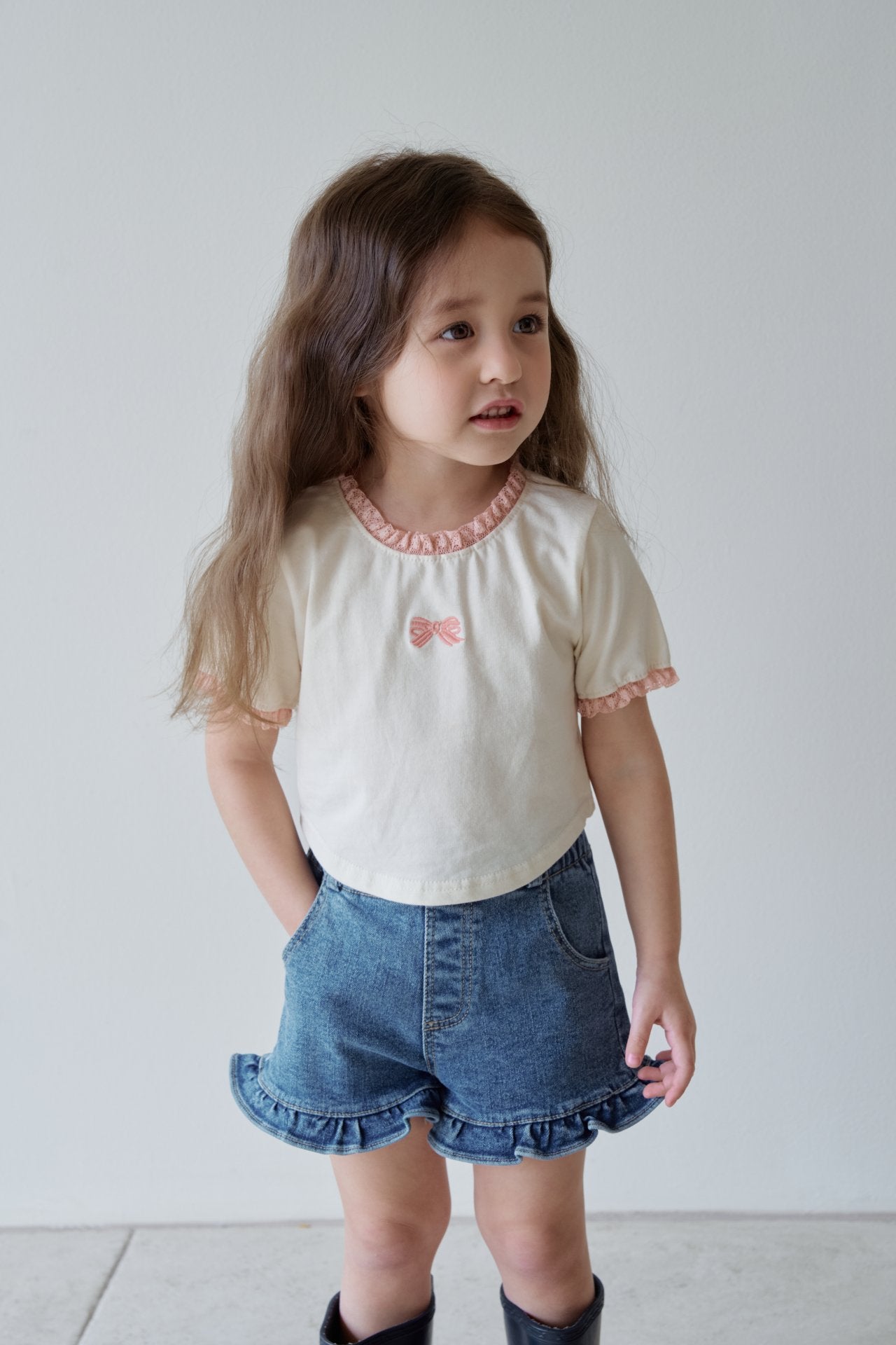 韓國童裝 26夏| MN12 Ribbon Lace Tee 蝴蝶結蕾絲T恤 (90-130cm)