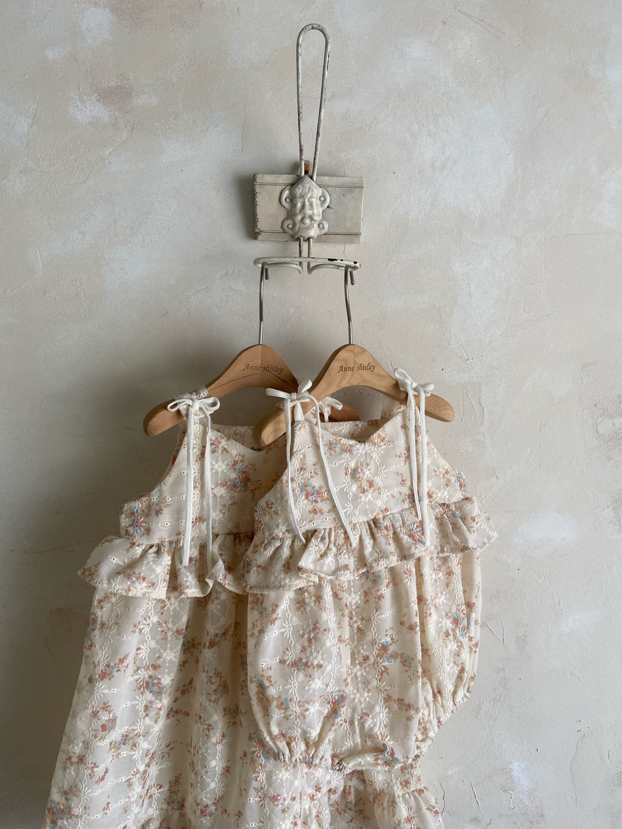 韓國童裝 26夏| AN03 Blanc Floral Ruffle Baby Suit 親子裝