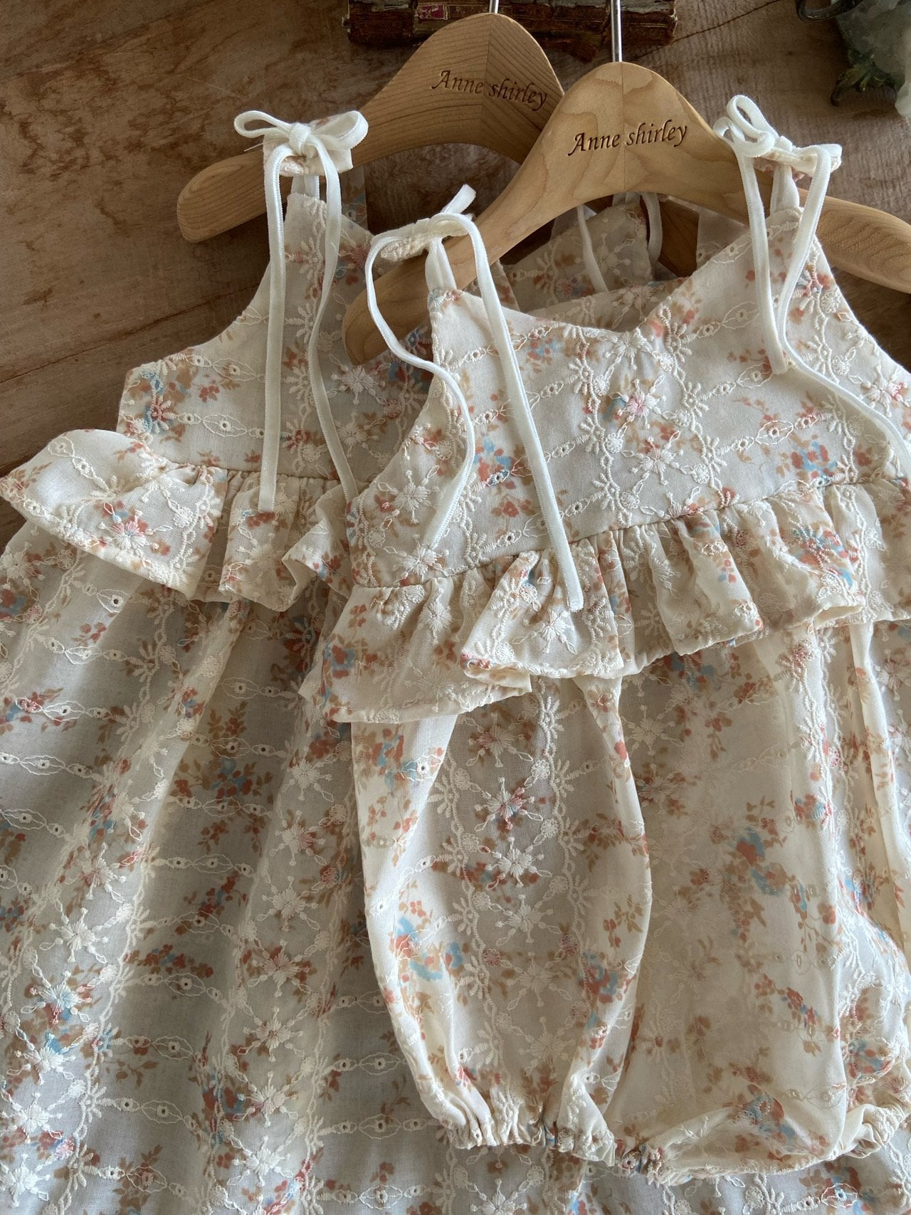 韓國童裝 26夏| AN03 Blanc Floral Ruffle Baby Suit 親子裝