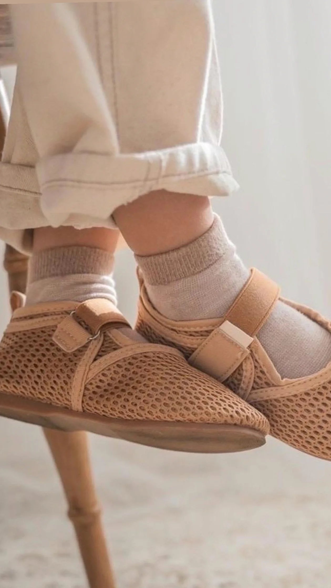 【預購】三層網眼牛角包鞋 croissant shoes